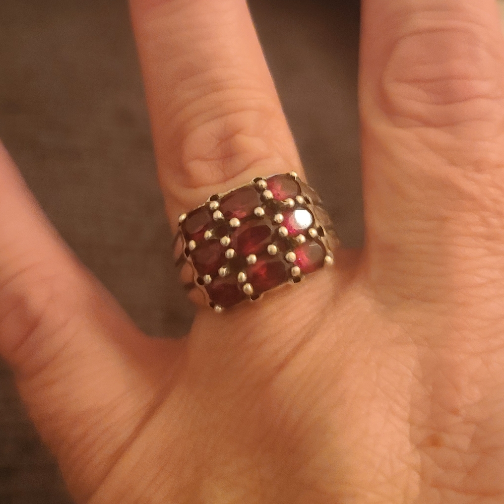 Sterling Silver Garnet Ring